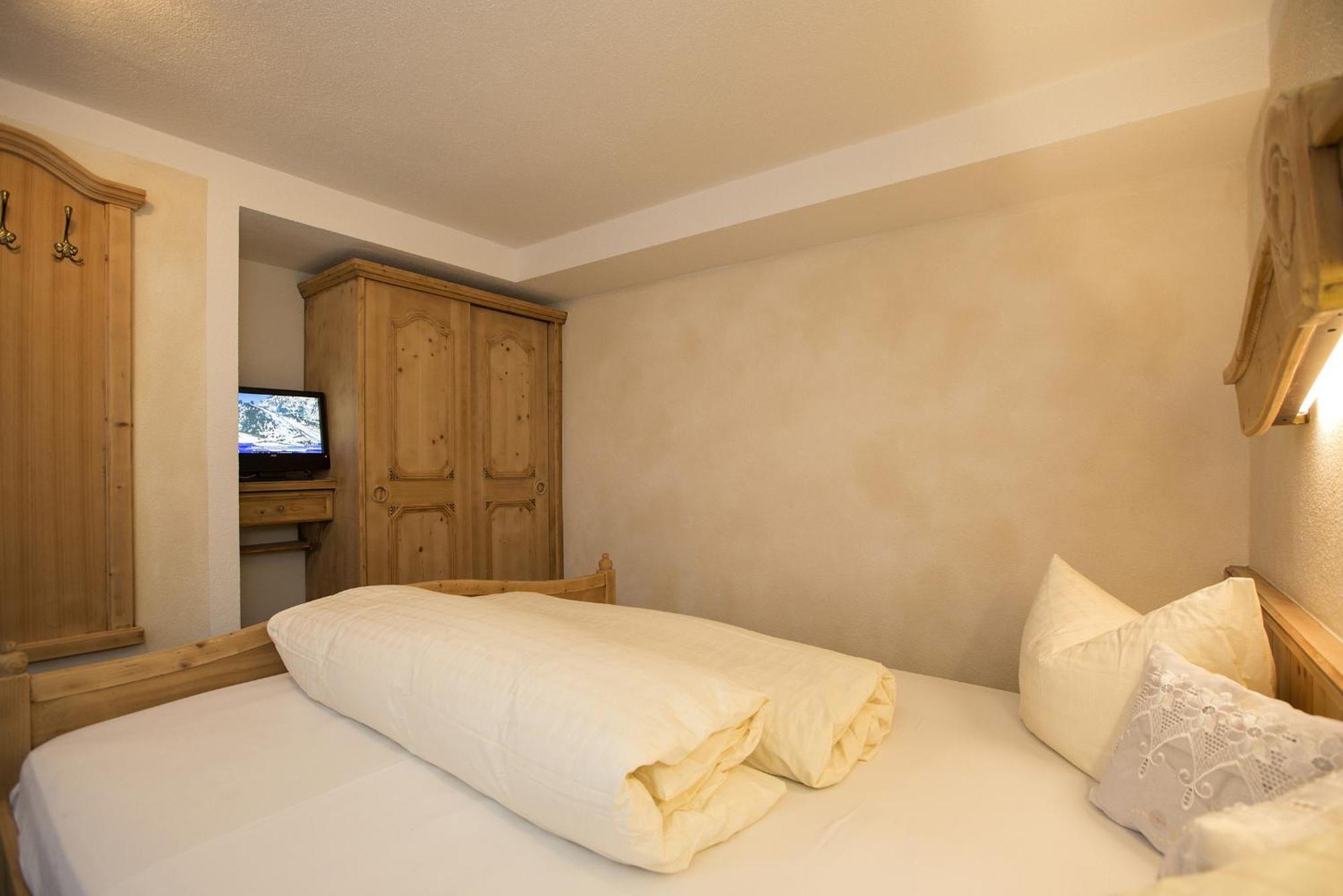 Hotel Tanzer Ischgl Room photo
