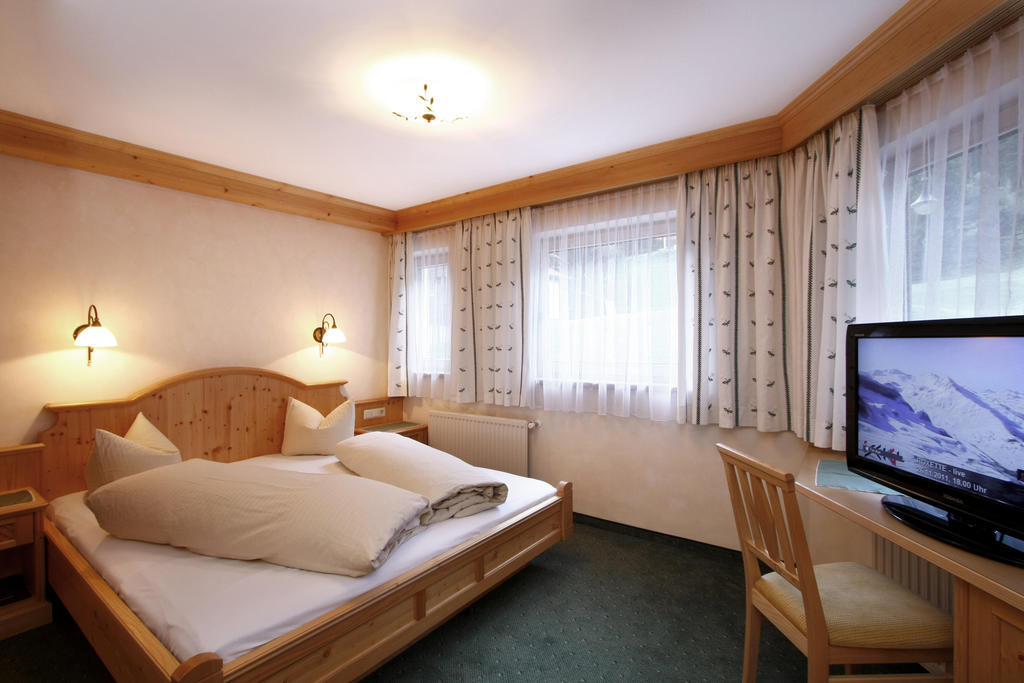 Hotel Tanzer Ischgl Exterior photo